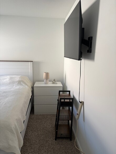 Building Photo - 3856 Bradley Dr