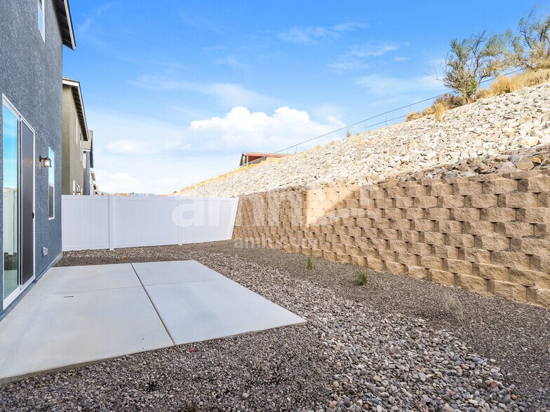 Building Photo - 6525 Enlightenment Dr