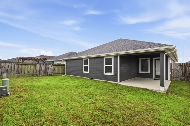 Building Photo - 31814 Hallington Hl Ln