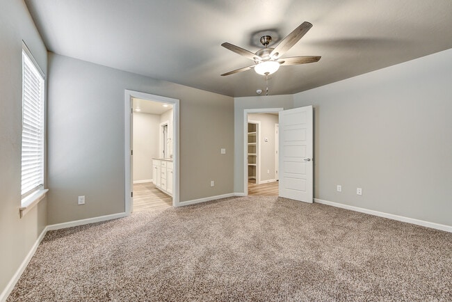 Building Photo - 13503 Bluejacket Dr