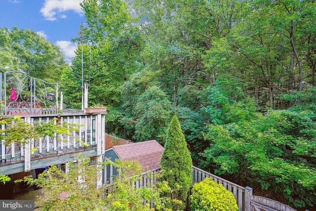 Building Photo - 8021 Bethelen Woods Ln