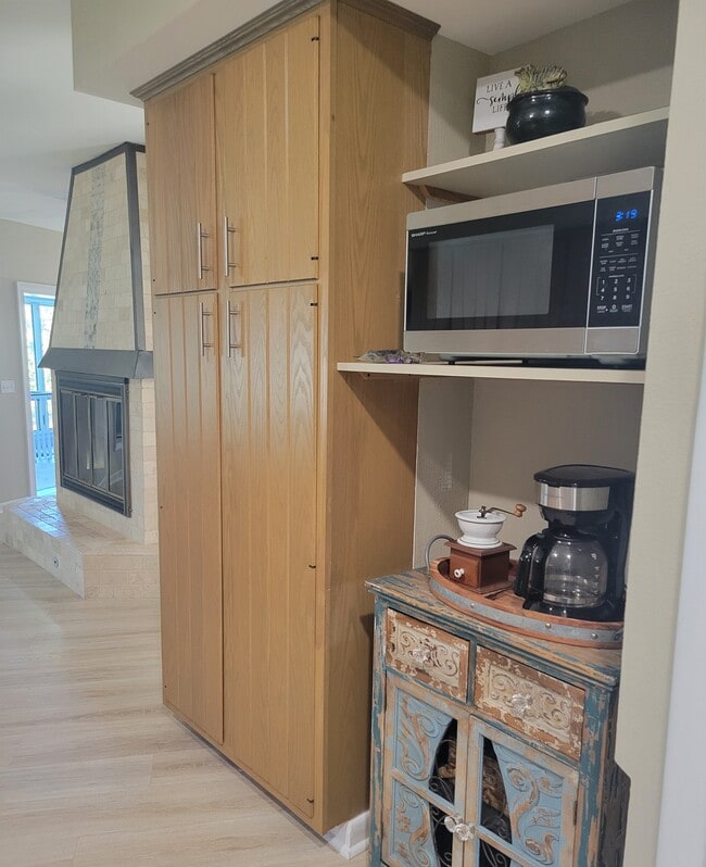 Building Photo - 166 Baltusrol Rd