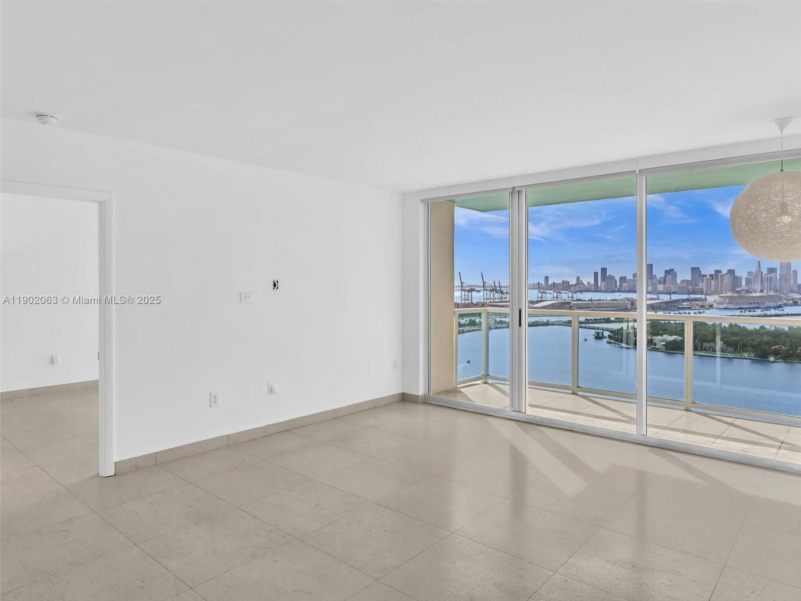 Building Photo - 650 West Ave