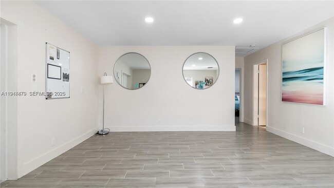 Building Photo - 1702 SW 20th St