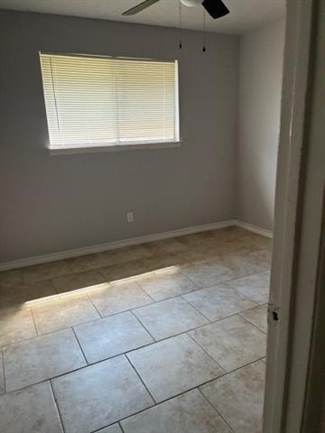 Building Photo - 446 Oriole Cir