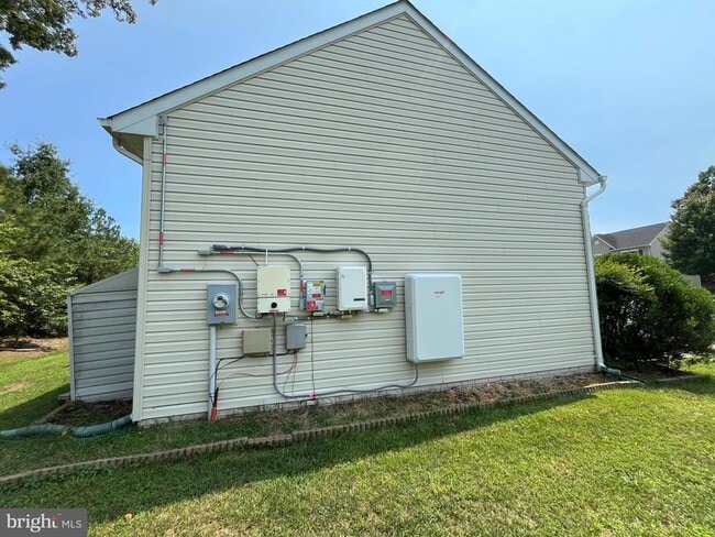 Building Photo - 47 Summerfield Ln