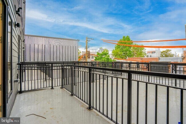 Building Photo - 2636 E York St