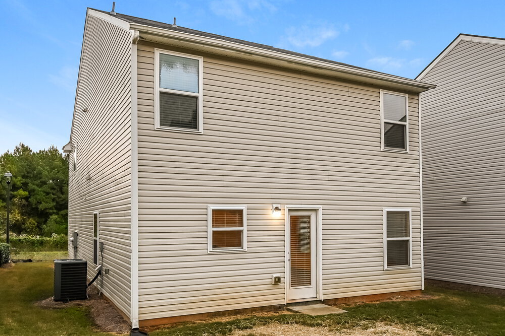 Building Photo - 83 Sharp Wy