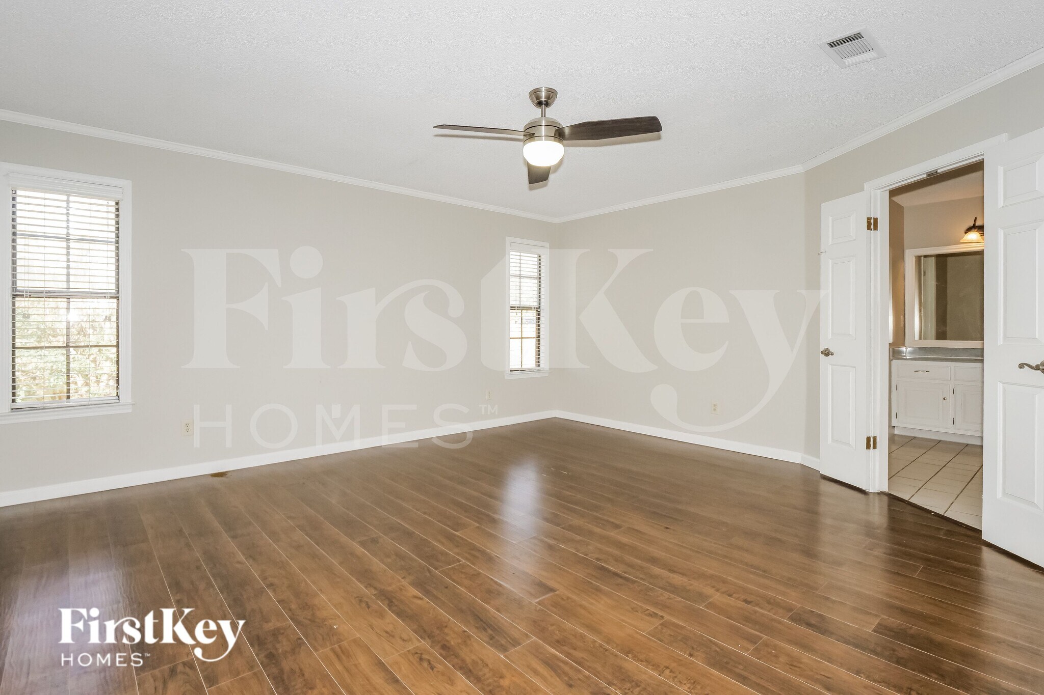 Building Photo - 9460 Woodcutter Ln