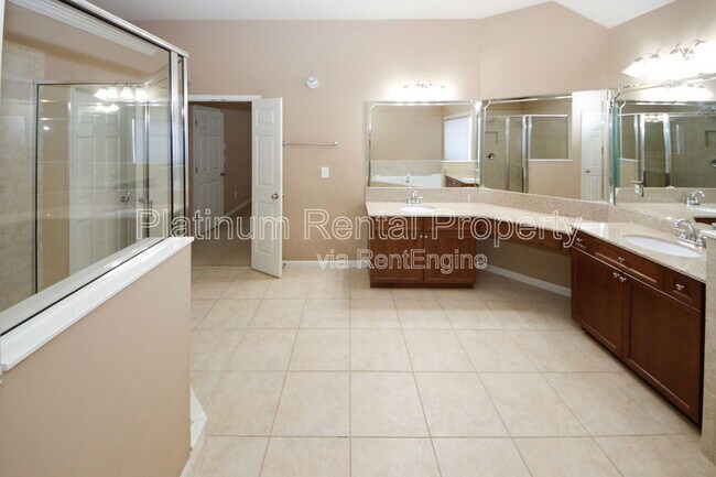 Building Photo - 4580 Wykeshire Ct