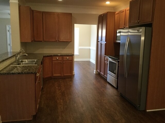 Building Photo - 9126 Dalmeny House Ln