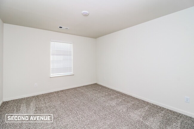 Building Photo - 504 Bennie Leonard St