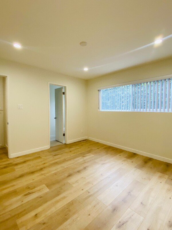 Building Photo - 8919 Longden Ave