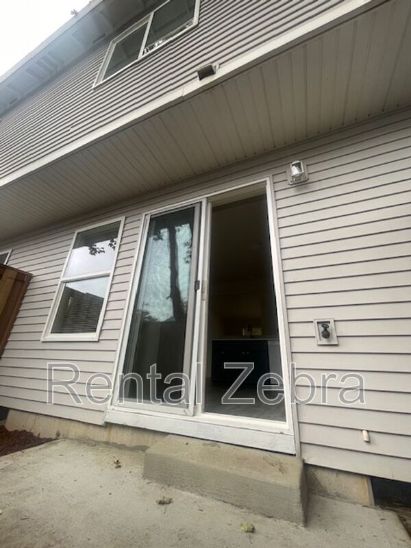 Building Photo - 6702 SE 80th Ave