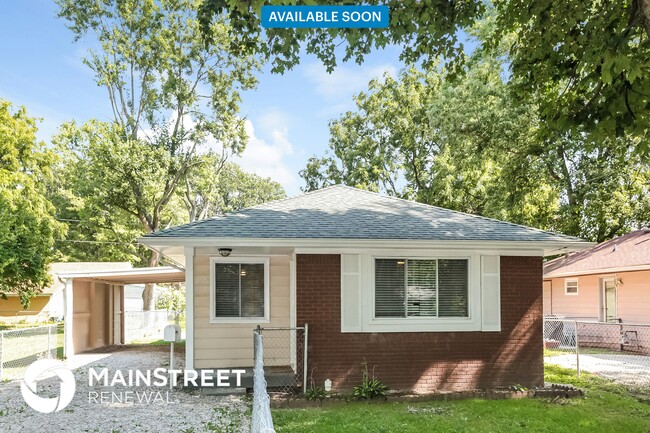 Primary Photo - 2524 E Kelly St