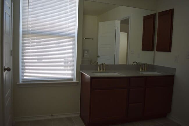 Building Photo - 6412 Carriage Pines Dr