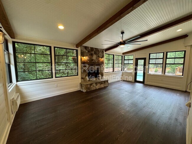 Building Photo - 830 Eden Green Ct
