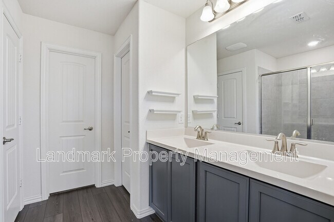 Building Photo - 1701 E Lamar Blvd