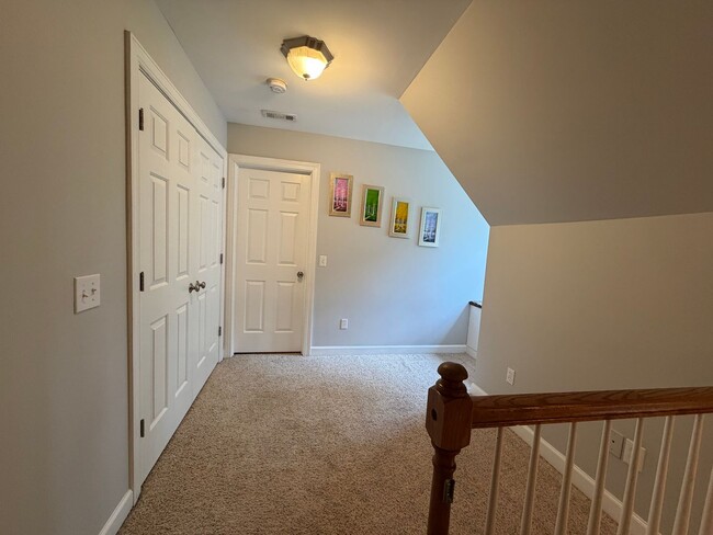 Building Photo - Carolina Lakes Gated Community!!