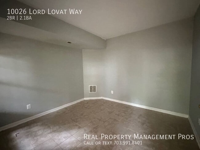Building Photo - Qualify for a zero deposit? Deck backs to ...