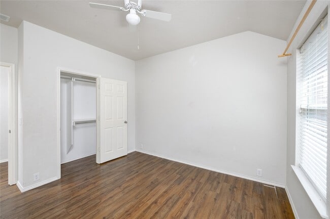 Building Photo - 8300 Rayburn Ln