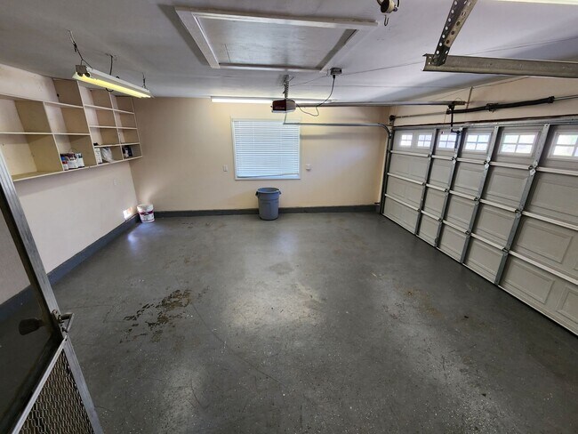 Building Photo - 14020 Faust Ave