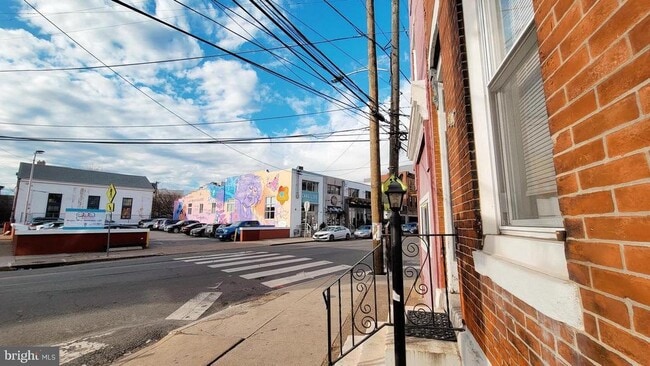 Building Photo - 1249 Shackamaxon St