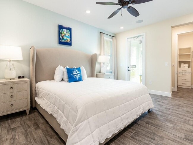 Building Photo - 3016 Parrot Head Pl