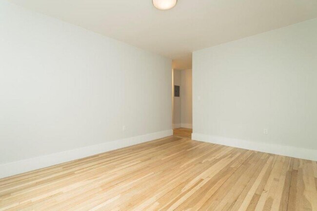 Building Photo - 1 bedroom in Boston MA 02135