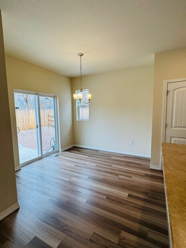 Building Photo - 5642 Heathland Terrace