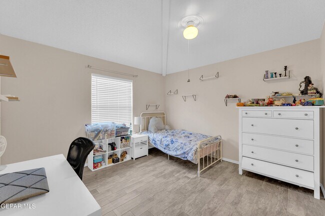 Building Photo - 12521 Paseo Alegre Dr