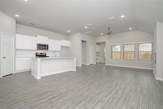 Building Photo - 5406 Big Thicket Ln