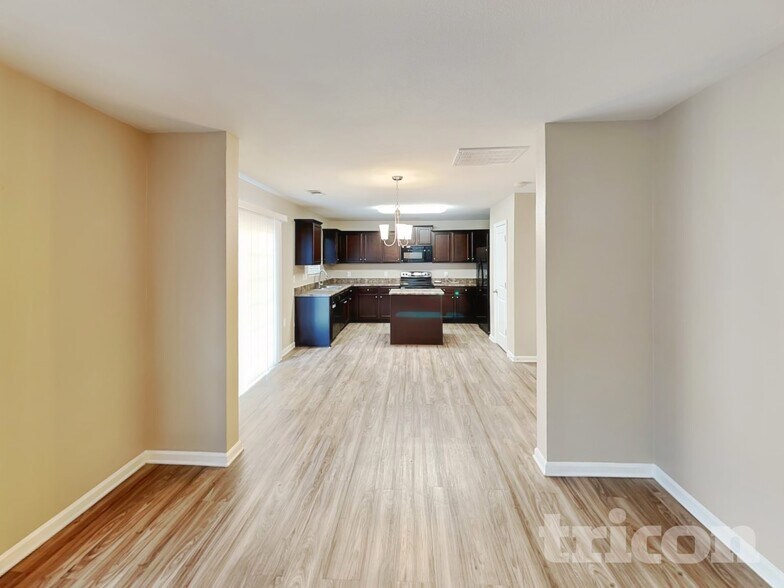 Building Photo - 3707 Alexander Forest Dr