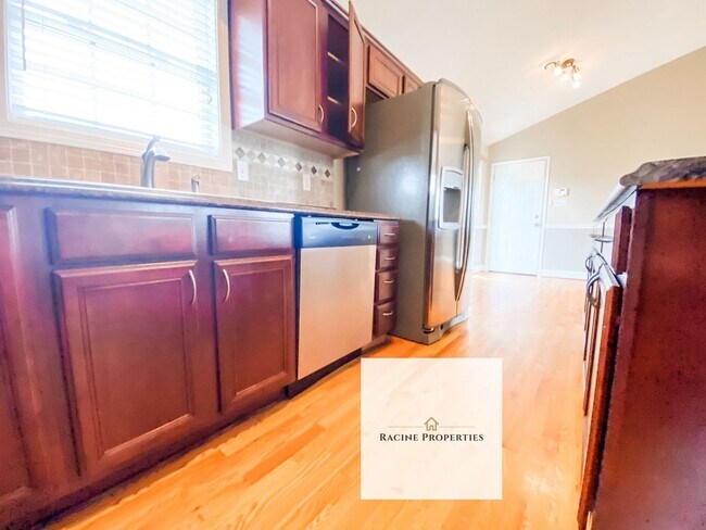 Building Photo - Beautiful Ranch Style Home in Wellford, SC
