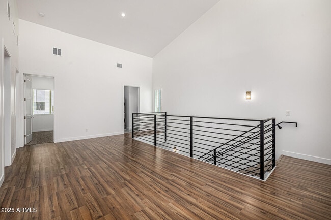 Building Photo - 6610 N 16th St