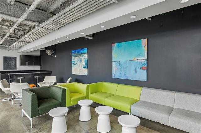 Building Photo - 3110 Thomas Ave