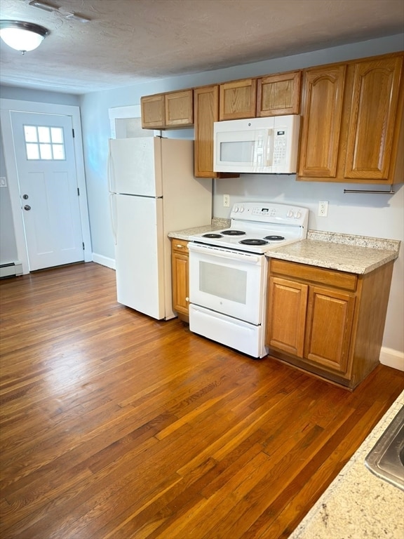 Building Photo - 917 Main St