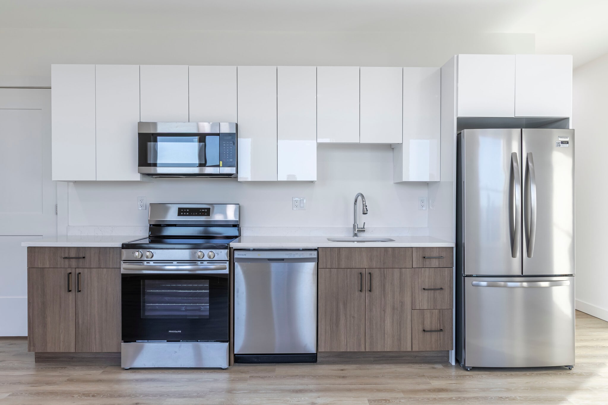 Building Photo - 319 Broadway