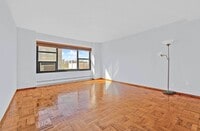 Building Photo - 21-80 33rd Rd Apt 9C-9C