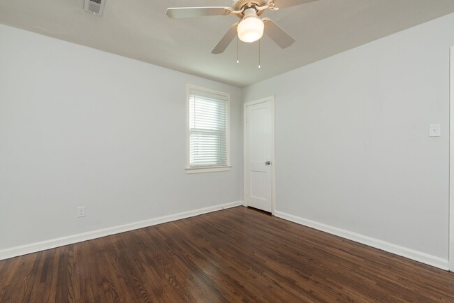 Building Photo - 2815 Irisdale Ave