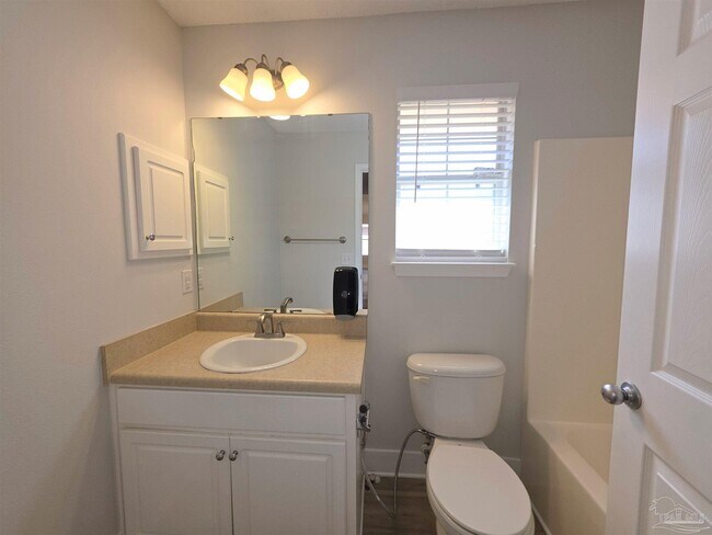 Building Photo - 5008 Orlando Ct