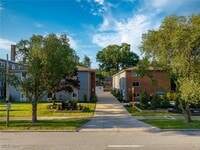 Building Photo - 10532 Clifton Blvd