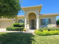 Building Photo - Stunning Single Story Rental in Guard Gate...