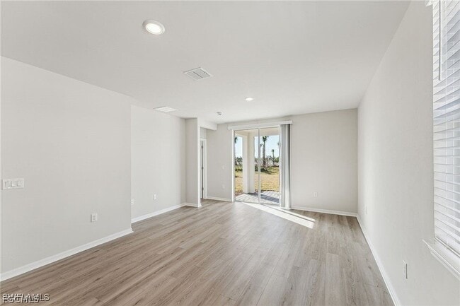 Building Photo - 44421 Diamond Trl