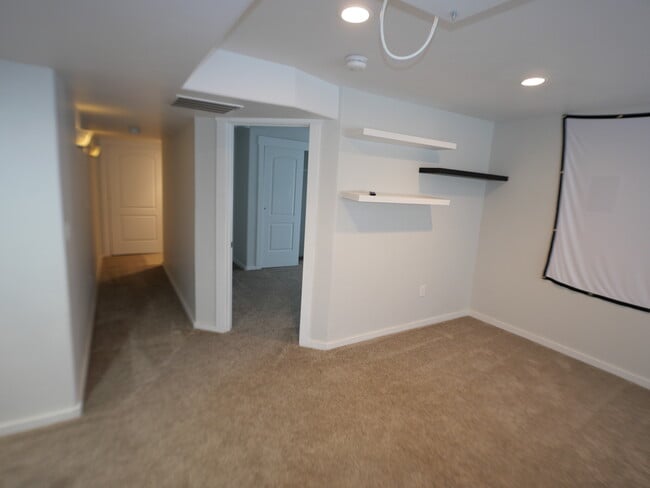 Building Photo - 7552 Lexi Loop