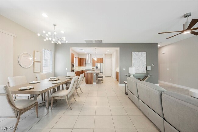 Building Photo - 11262 Cactus Tower Ave