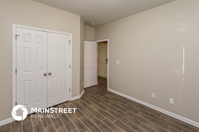 Building Photo - 11348 Breezehill Ln