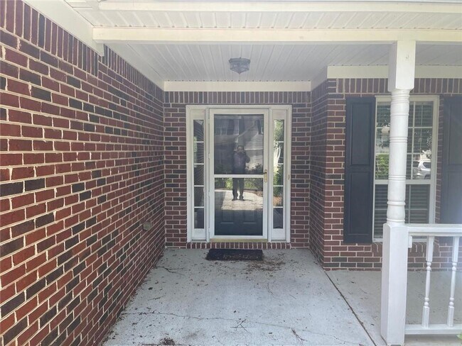 Building Photo - 3028 Express Ln NE