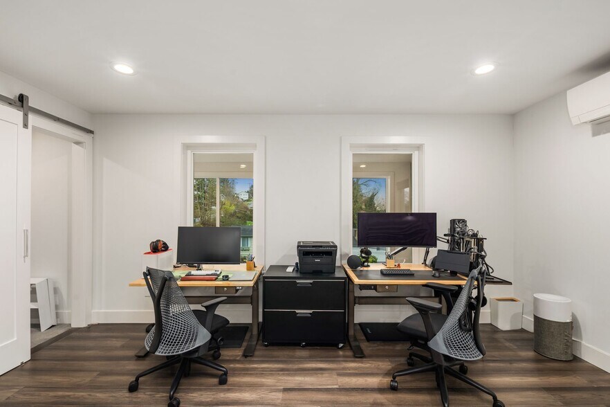 Building Photo - 4726 S Juneau St