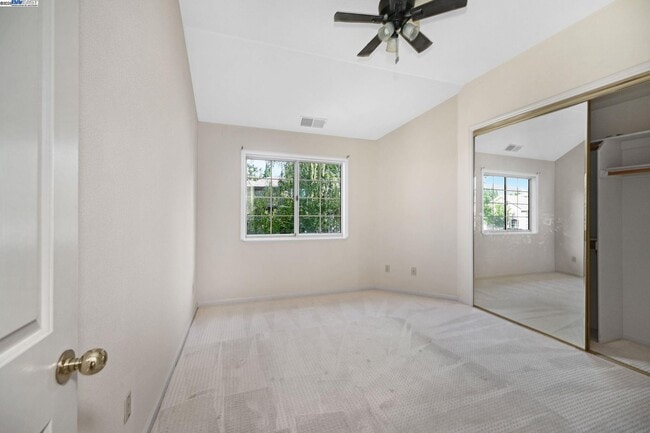 Building Photo - 3515 Deer Crest Dr